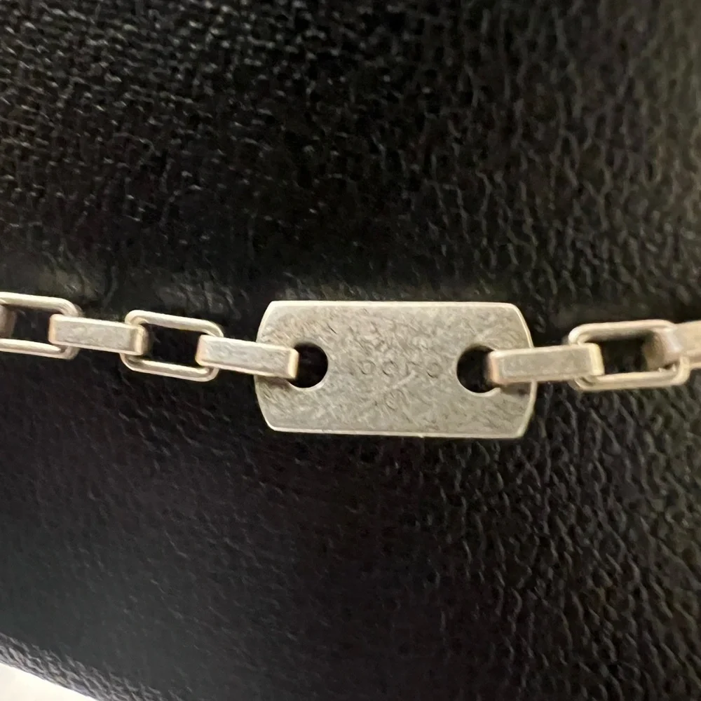 GUCCI Authentic Stamped Silver with G Pendant - Picture 4 of 8